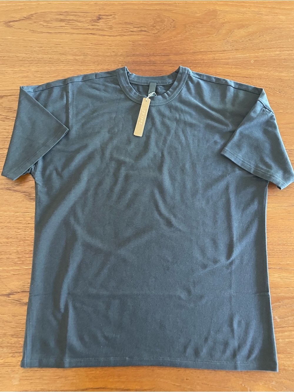 SKIMS Jersey Lounge Relaxed T-Shirt / Charcoal Black
